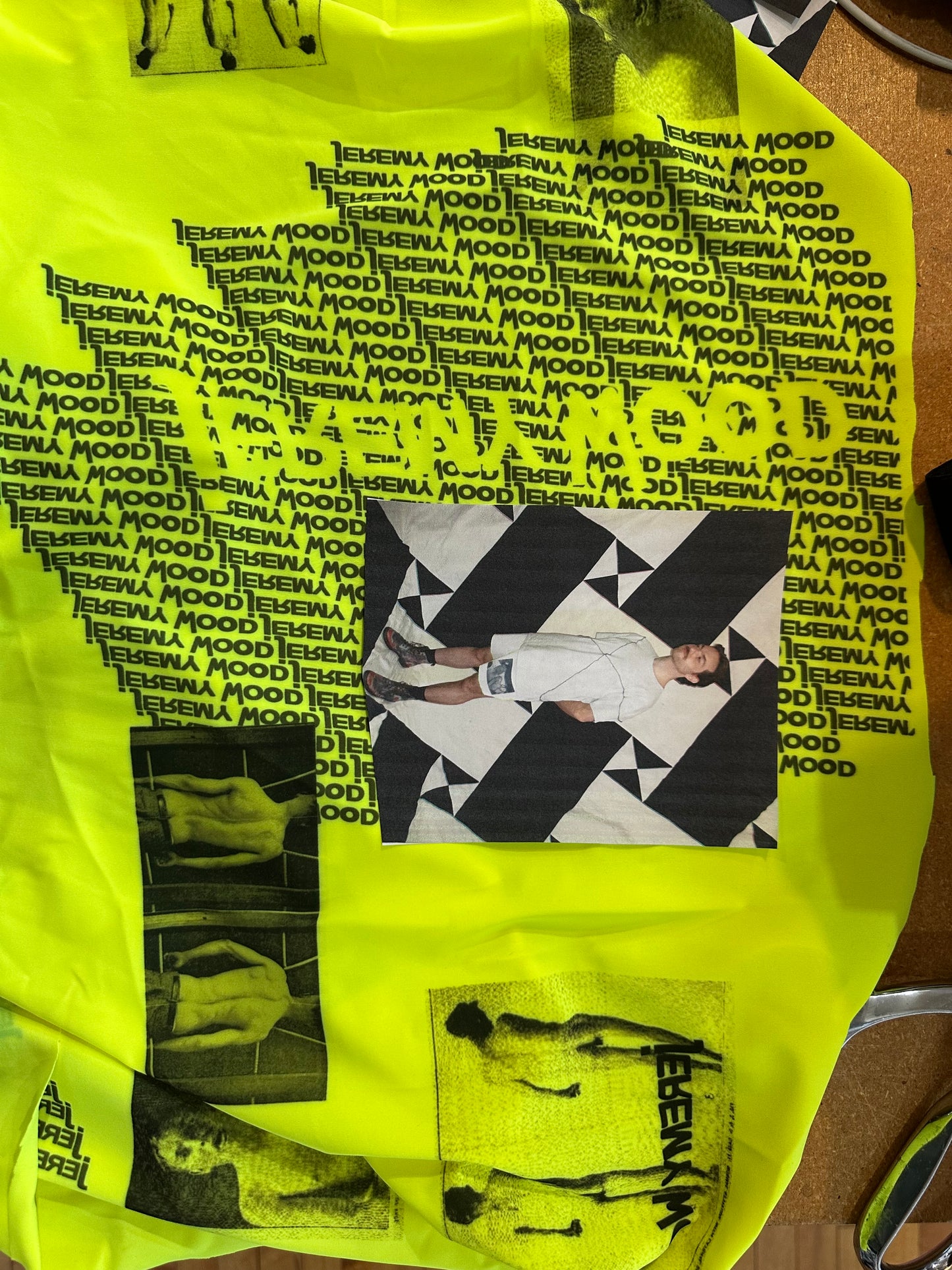lacross cut logo tee